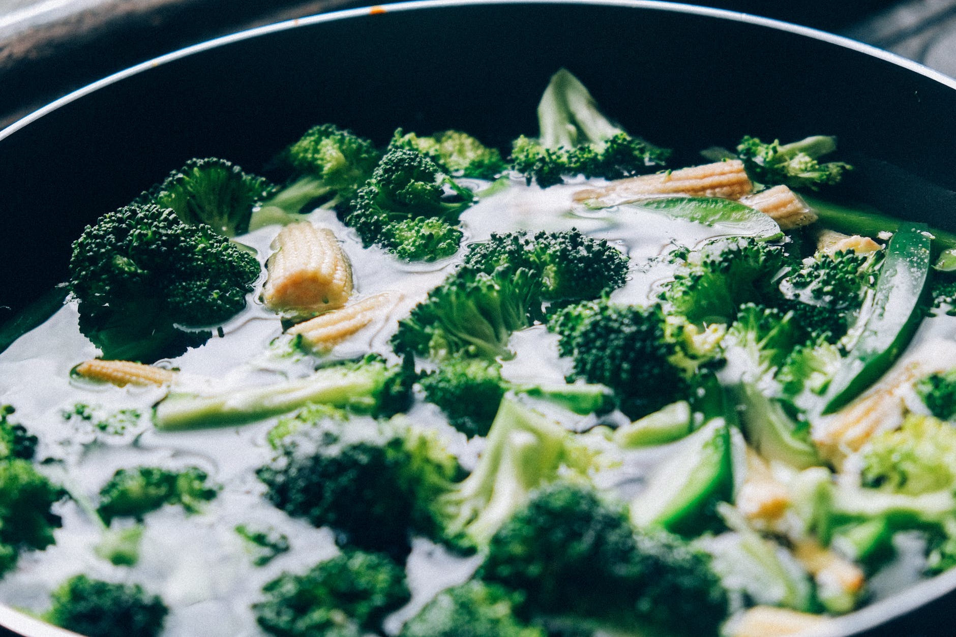 Why you should never eat broccoli raw